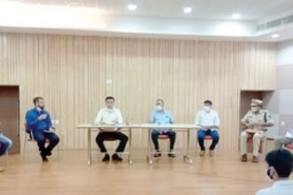 Clear workload in 2 months: CM to govt officials from Mormugao
