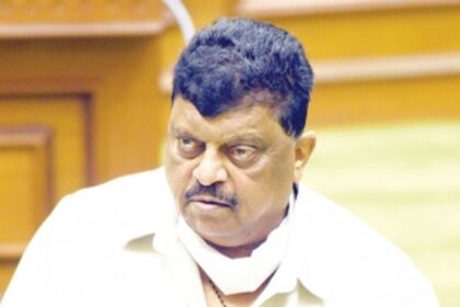 Close finishes make candidates wary, many want paper counting to settle doubts