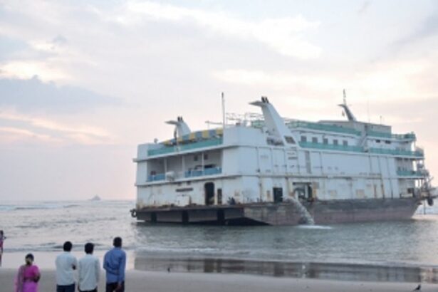 CoP lends tugboat for  Lucky 7 salvage