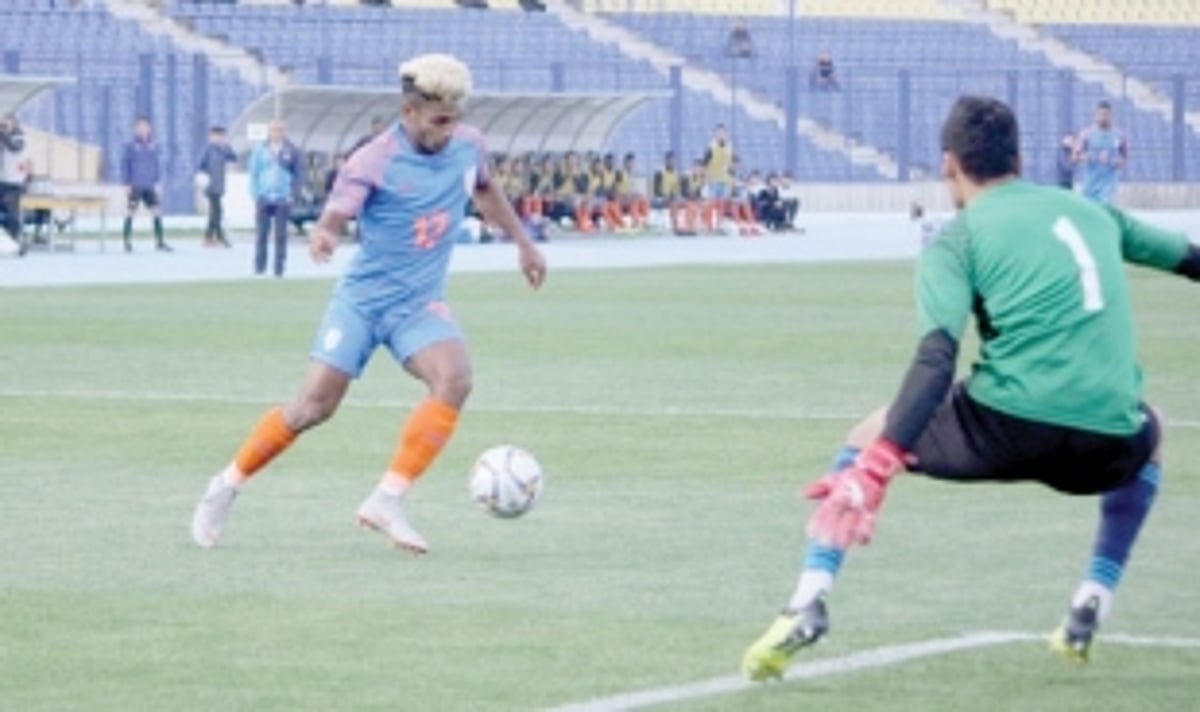 Coach Derrick Pereira begins India  AFC U-23 campaign with a 0-3 defeat