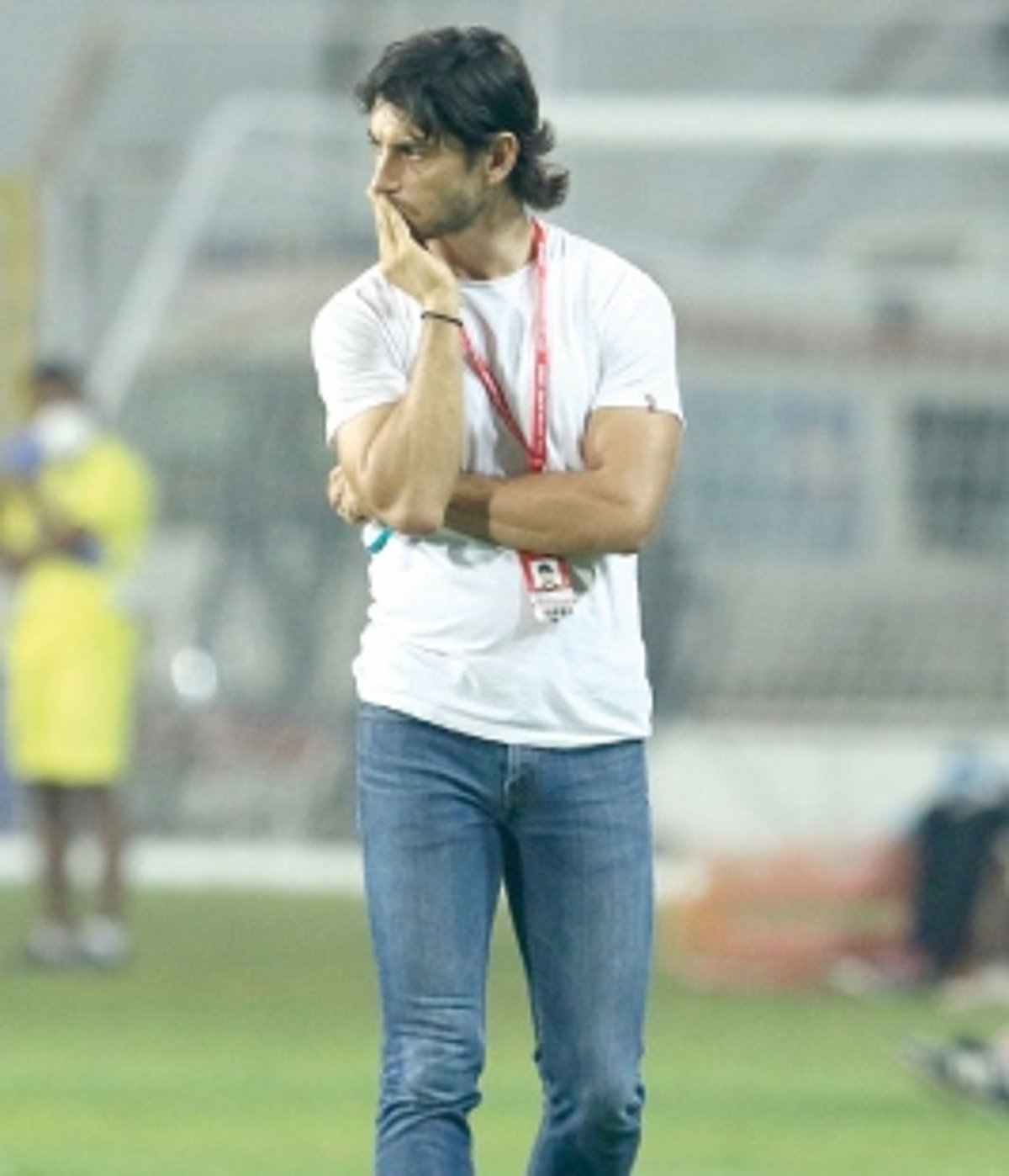 Coach Ferrando tests positive for COVID-19