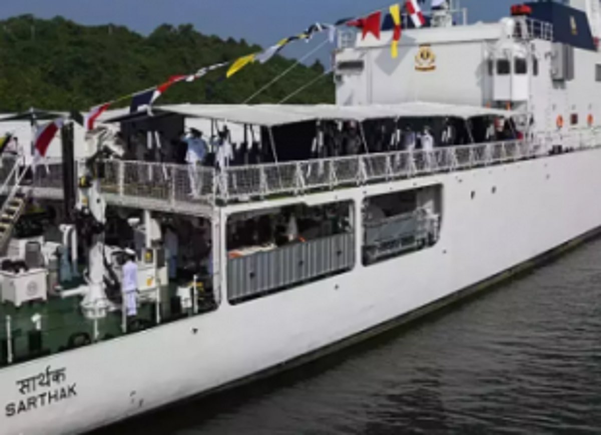 Coast Guard  launches OPV ‘Sarthak’