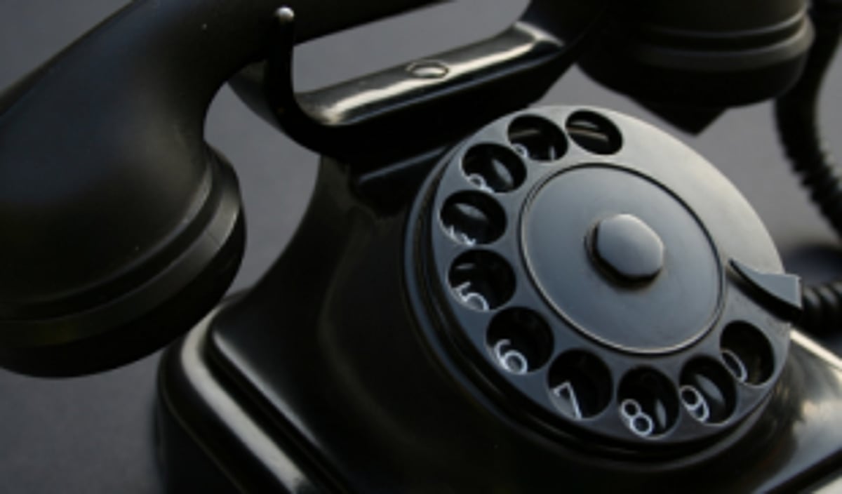 Collector urged to keep public  utility phone numbers functional