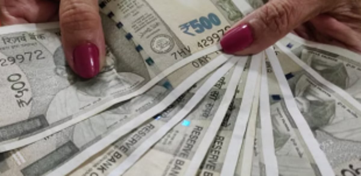 Collector’s circular asking staff to give Rs 1,000 for event draws flak