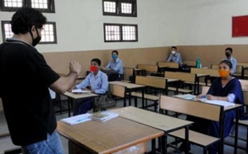 Colleges likely to resume physical classes after Ganesh festival