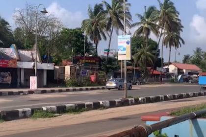 Colva beach in darkness: Locals slam govt over collapsing rusted poles