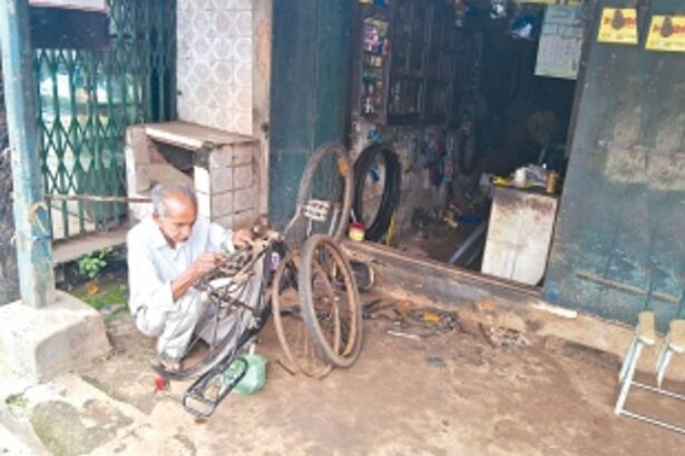 Come rain or shine, septuagenarian Ahamad Fakir still shows up at his cycle repair shop everyday