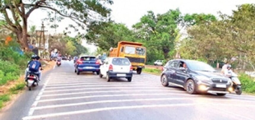 Commuters suffer as authorities fail to remove illegal speed breakers on Canacona highway 1 Commuters suffer as authorities fail to remove illegal speed breakers on Canacona highway