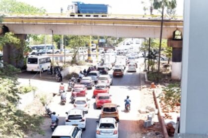 Commuters to Panjim suffer total traffic block, chocked with no bypass option