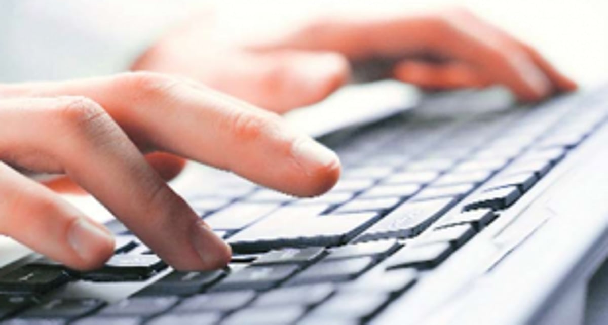 Comunidade records to be digitised & archives locked up, to prevent graft