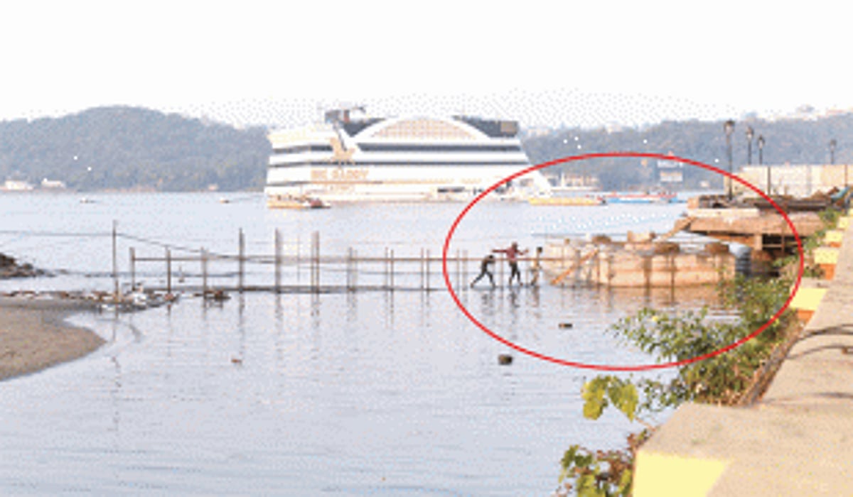 Concerned citizens of Panjim inspect environmental destruction at promenade opp Maquinez Palace
