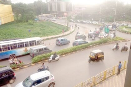 Confusing traffic signals at Old Market Circle