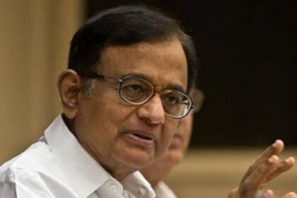 Cong has learnt a lesson but  cannot rewrite history: PC