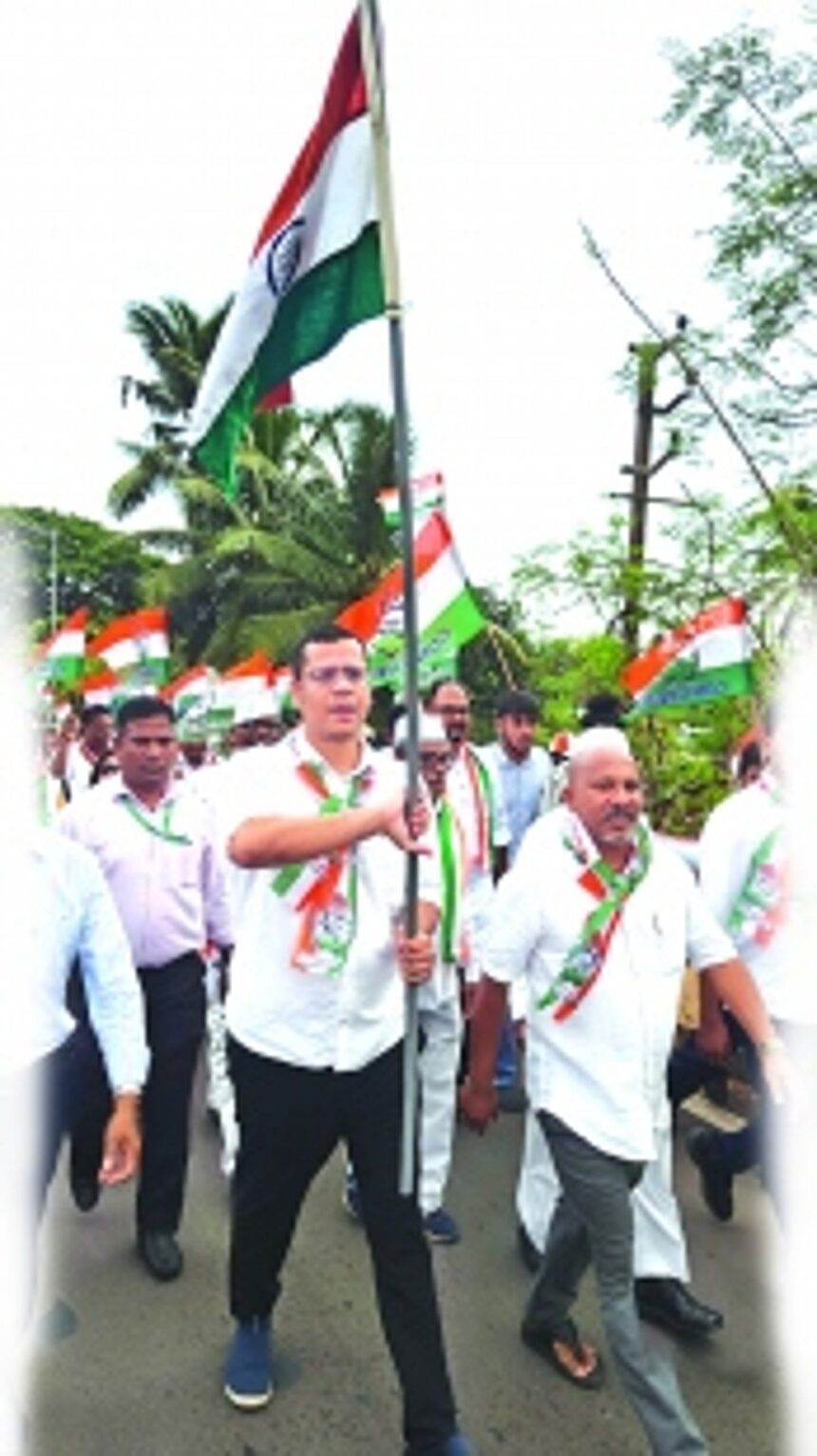Cong holds padyatra to mark first  anniversary of Bharat Jodo Yatra