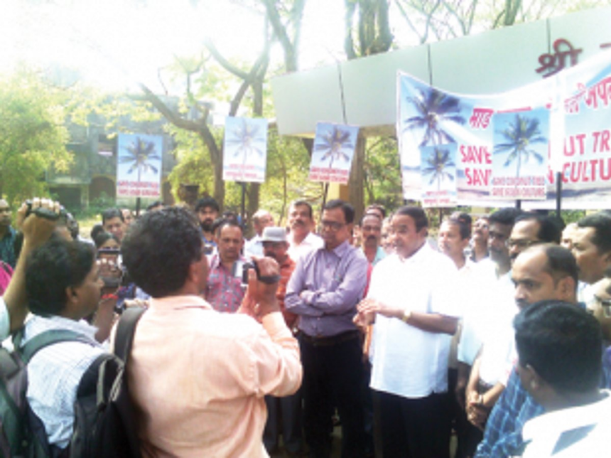 Cong holds rally in Ponda for coconut tree 1 Cong holds rally in Ponda for coconut tree