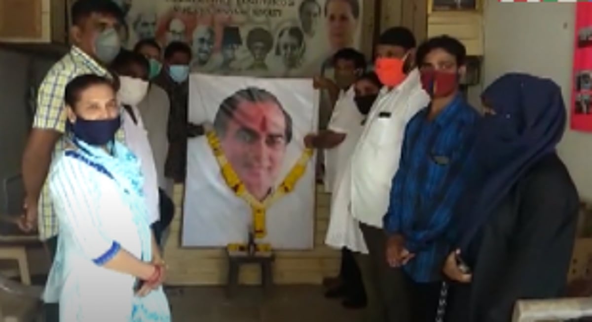 Cong marks birth anniversary   of Rajiv Gandhi