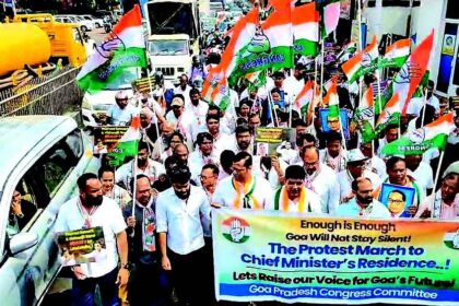 Cong protest stalled by cops, workers detained