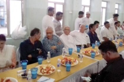 Cong puts up show of strength at Iftar party organised by Rumdamoll Muslims