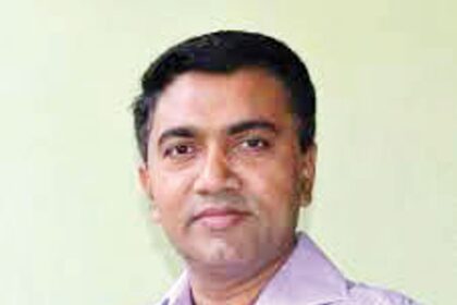 Cong slams CM for spending money  on ‘horse-trading’ than on roads