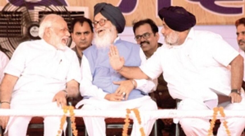 Cong used farmers as vote bank, betrayed them: Modi 1 Cong used farmers as vote bank, betrayed them: Modi
