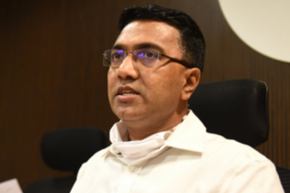 Cong wants CM to resign as photo  with rave party accused goes viral