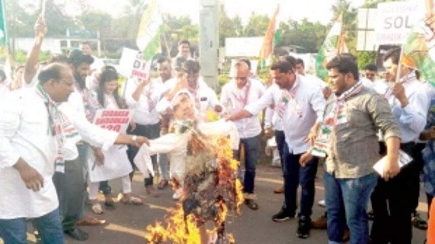 Cong workers vent anger at Subhash for ‘betrayal’