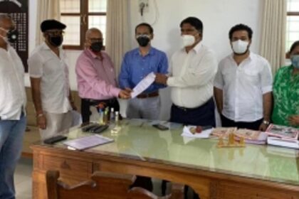 Cong writes to President- Universal Free Vaccination for all