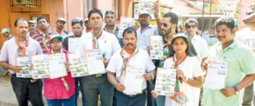 Congress candidate lends a  patient ear to voters’ woes