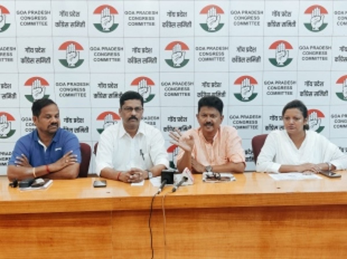Congress dares Union Min to order judicial probe in Smart City works, expose culprits