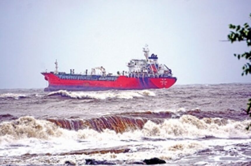 Congress demands PM's intervention to probe Pakistan's link with vessel 1 Congress demands PM's intervention to probe Pakistan's link with vessel