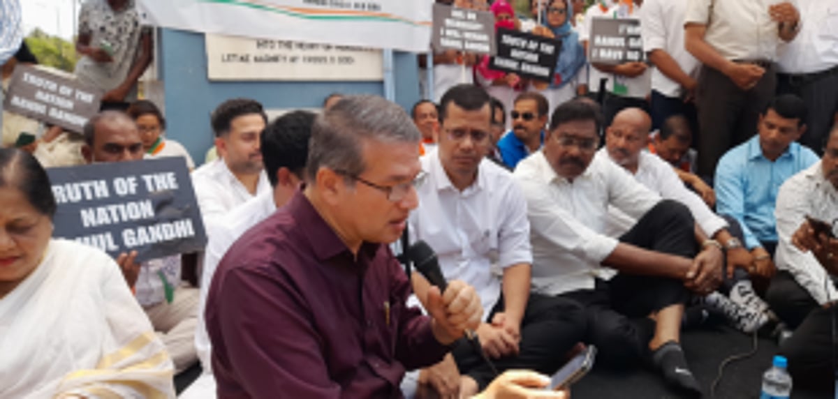 Congress protest    Rahul Gandhi’s   disqualification