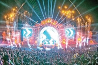 Congress slams Union FM over sale of Sunburn tickets