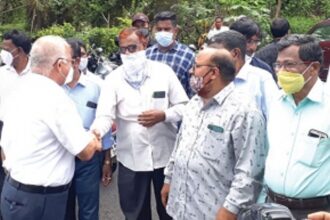 Congress workers support their ‘humiliated’ leader’s decision to quit