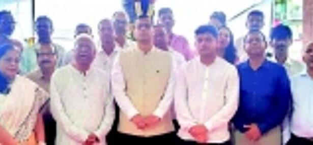 Congressmen urge MLAs to re-introduce  Anti-Defection Amendment Bill