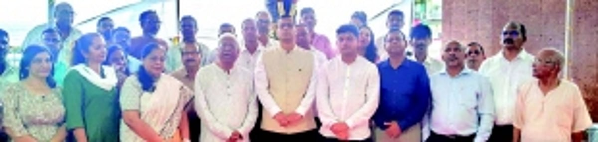 Congressmen urge MLAs to re-introduce  Anti-Defection Amendment Bill