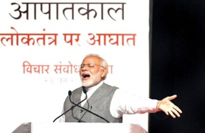 Cong’s ‘mad devotion’ to Gandhi family turned India into jail: Modi