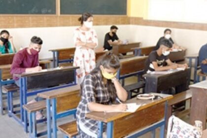 Consult stakeholders and send  feedback, Centre directs States