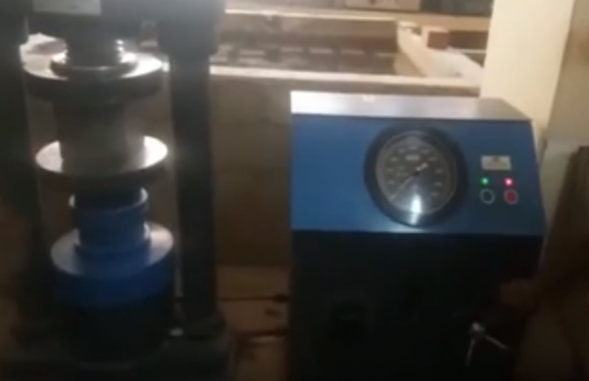 Contractors using black metal  dust for sand: Shadow Council