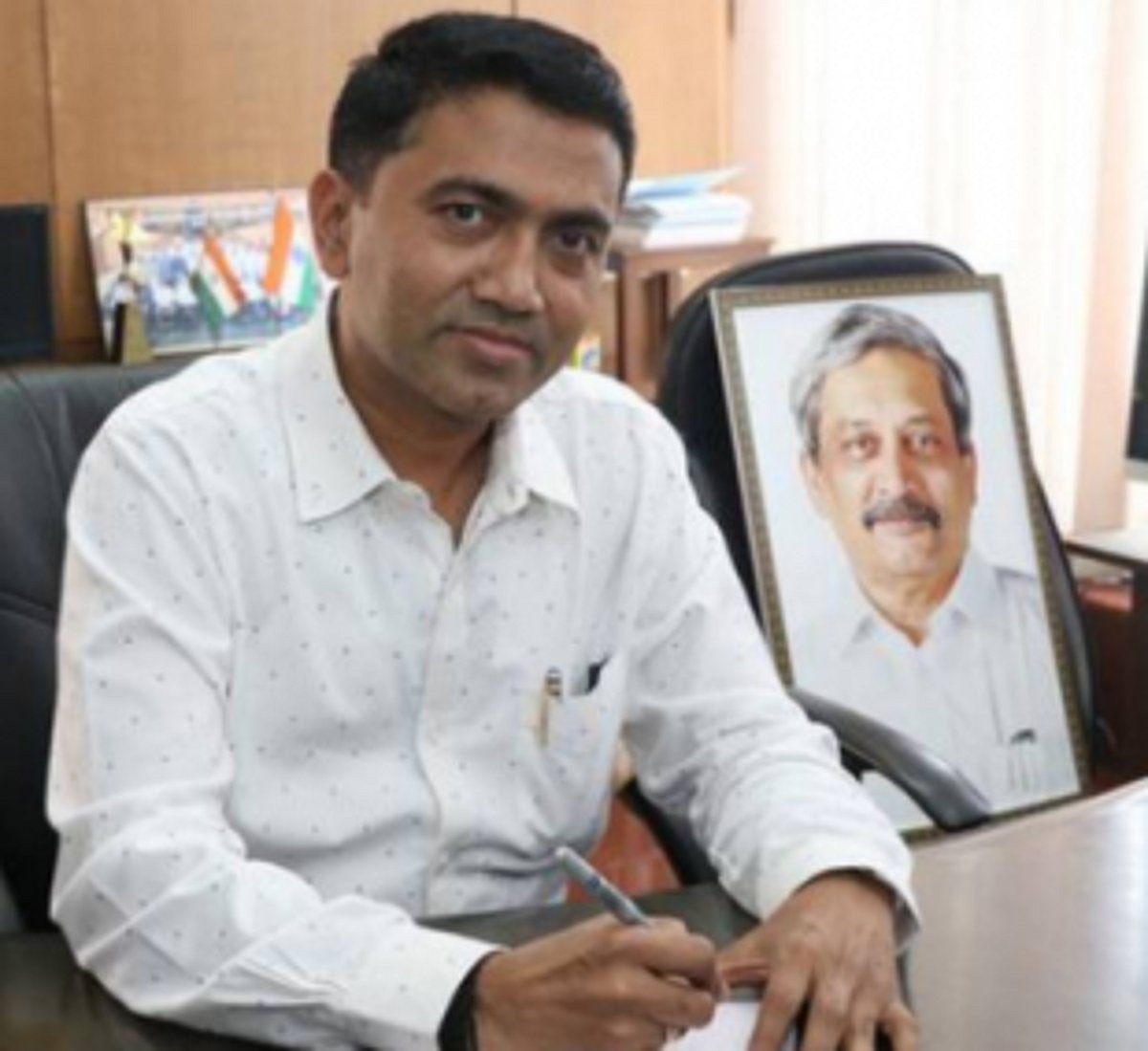 Contribute towards CSR funds to fight COVID-19: CM