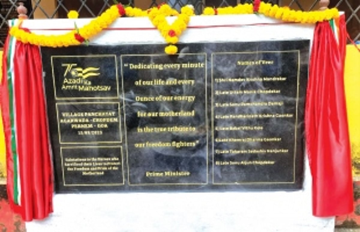 Controversy over omission of freedom fighter’s name on plaque