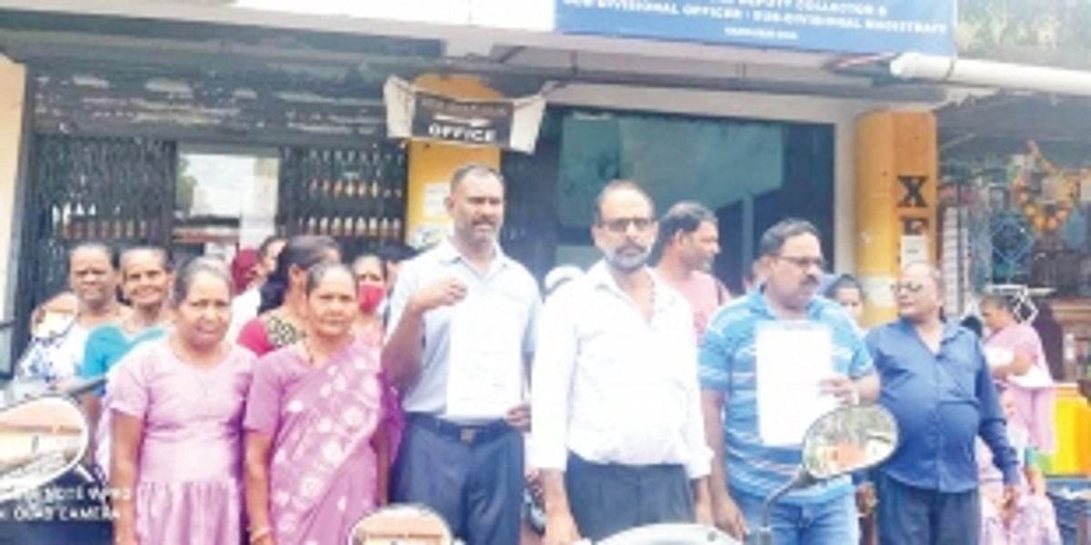 Cops, Dy Collector summon us to hearings, then skip them, say Sanguem farmers