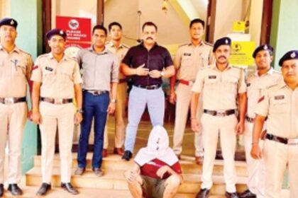 Cops continue to hunt for  drugs in Siolim, duo held