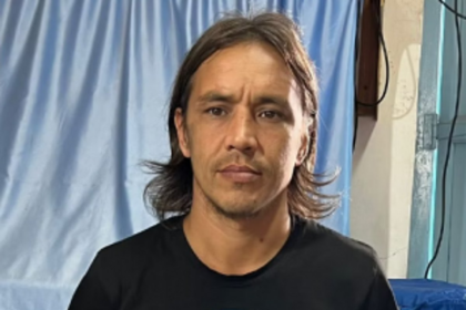 Cops launch manhunt for Russian fugitive