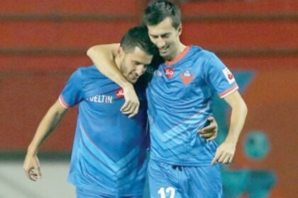 CoroMinas, Lanza lead  FC Goa into semi-finals