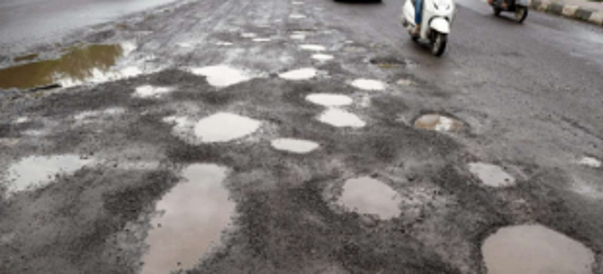 GPYC wants govt to repair potholed-ridden roads in State 1 Councillor urges urgent repairs to pothole-ridden Caranzalem road