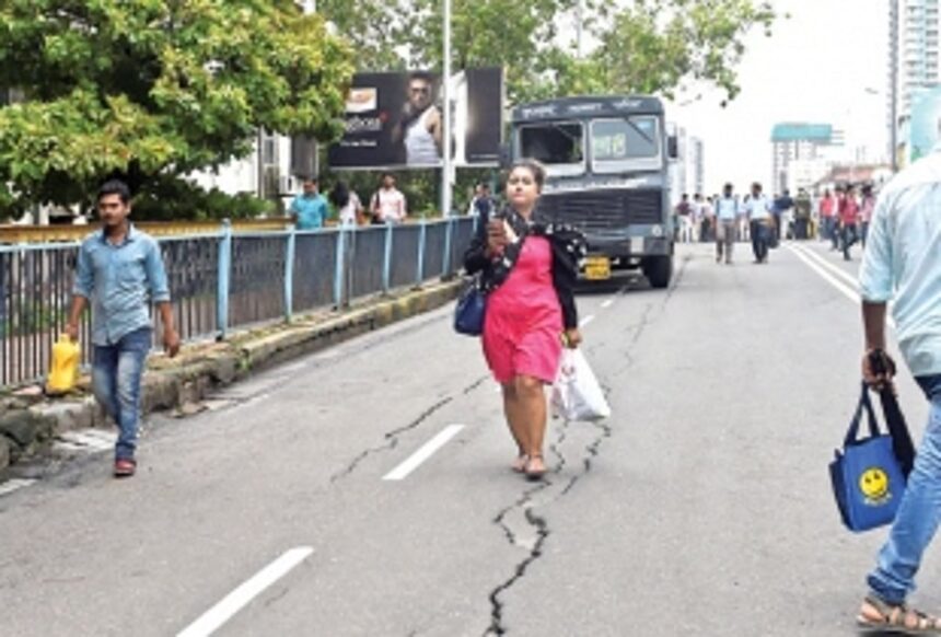 Cracks detected on bridge at Grant Road station, traffic diverted