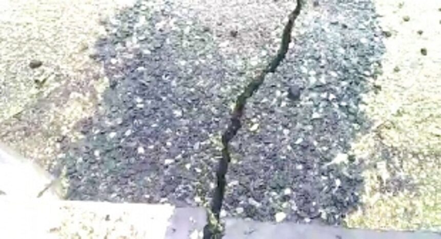Cracks developed along Kerya-Khandepar NH 1 Cracks developed along Kerya-Khandepar NH