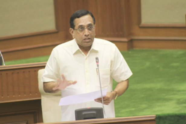 Craftsmen training centers, victims of political craftsmanship