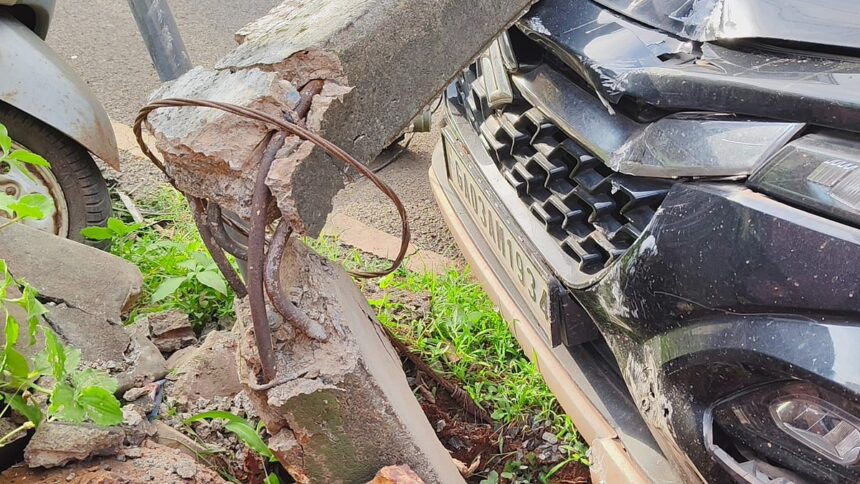 Crash, Crackle, Panic! Falling Electric Pole Triggers Scare in Porvorim 1 Crash, Crackle, Panic! Falling Electric Pole Triggers Scare in Porvorim