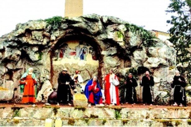 Crib at the Vatican to commemorate 800 yearsCrib years
